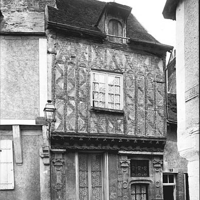 Photo de Maison, Rue Saint-Lubin à Châteaudun
