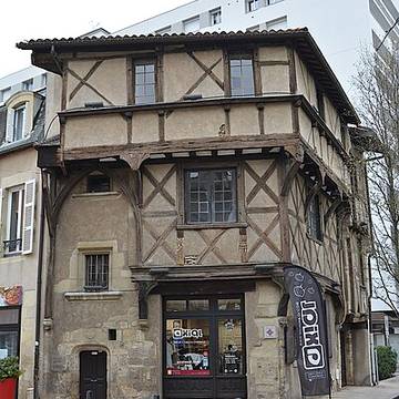 Maison, Rue Saturnin Arloing à Cusset