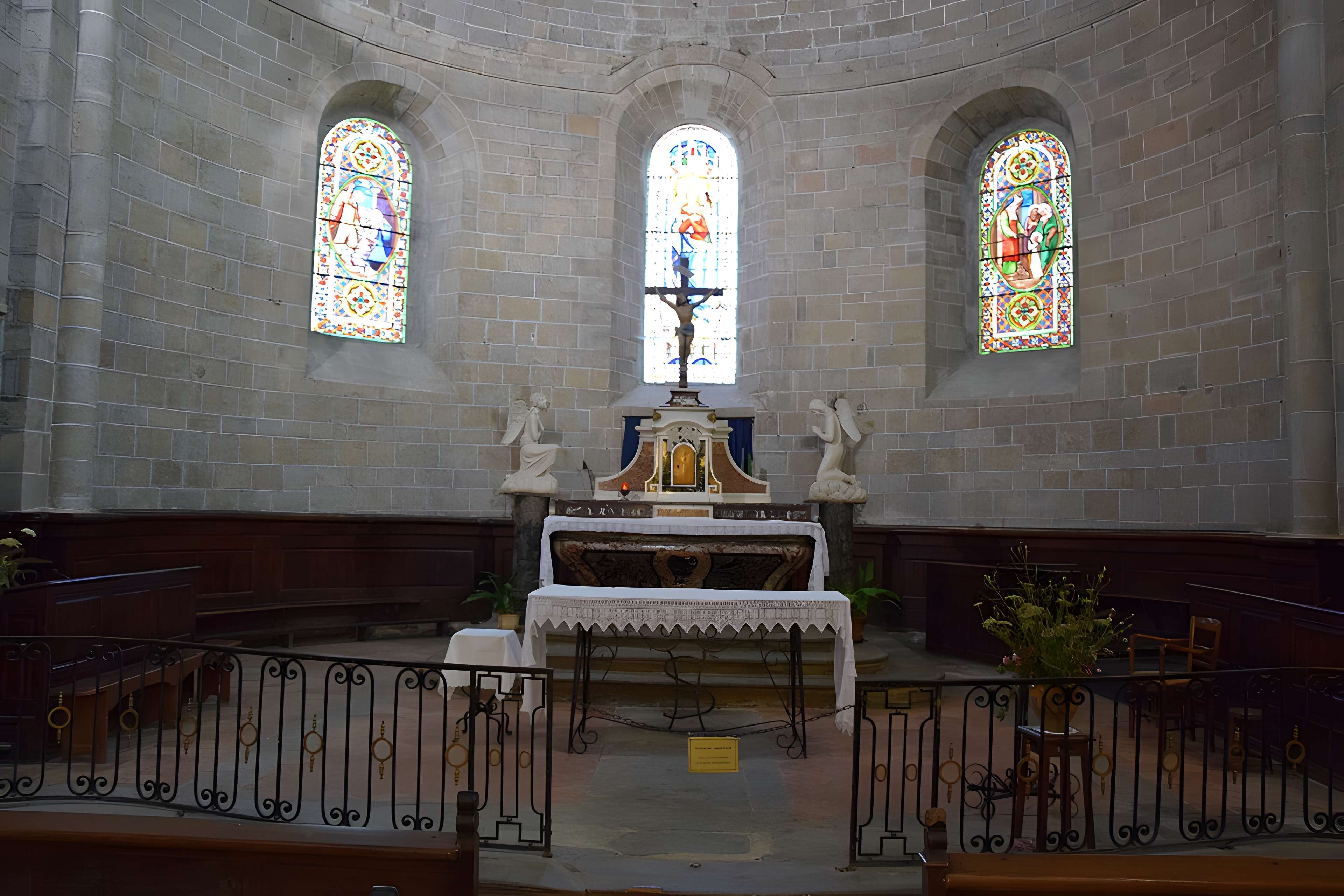 Abbaye Saint-Hilaire de Saint-Hilaire