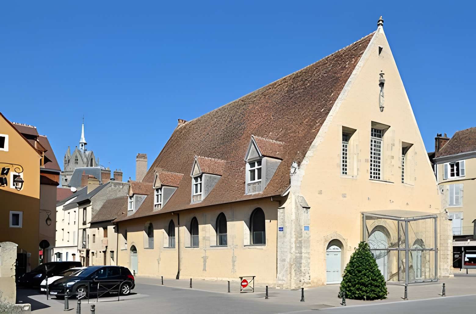 Halles de La Ferté-Bernard 