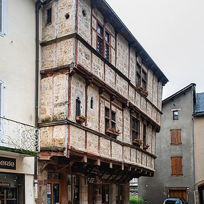 Photo de Maisons à pans de bois, Place au Blé à La Canourgue