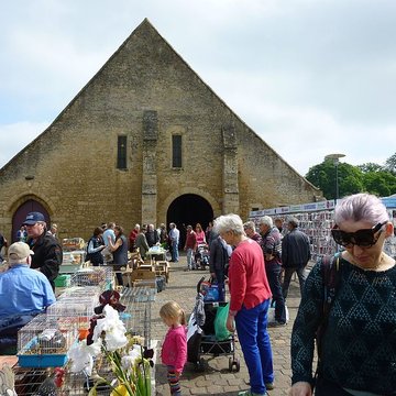 Halles de Saint-Pierre-sur-Dives