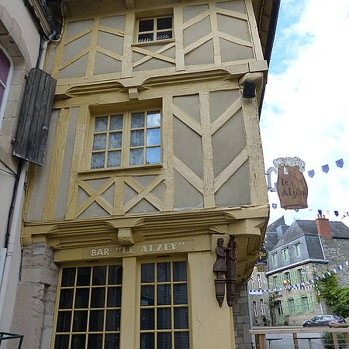 Photo de Maisons, 27 Rue Olivier-de-Clisson à Josselin