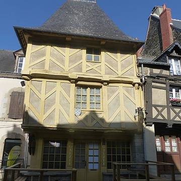 Maisons, 27 Rue Olivier-de-Clisson à Josselin