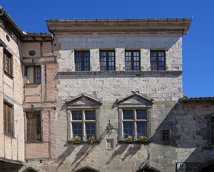Maisons, Place Publique à Castelnau-de-Montmiral