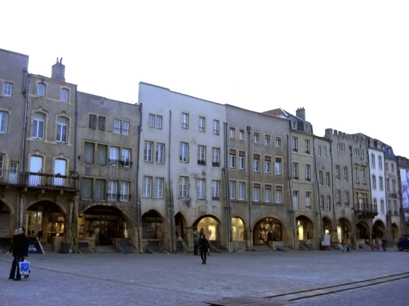 Maisons, Place Saint-Louis à Metz