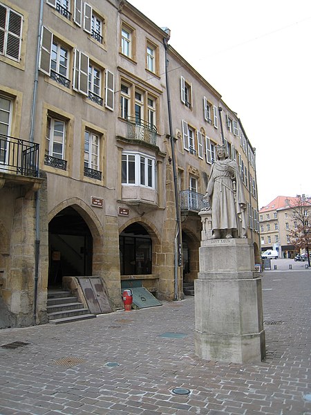 Maisons, Place Saint-Louis à Metz