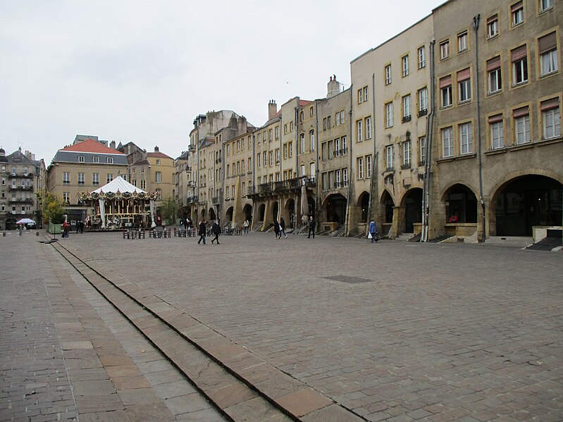 Maisons, Place Saint-Louis à Metz