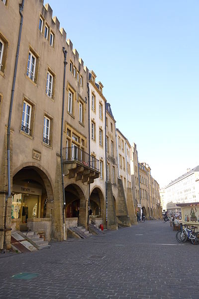 Maisons, Place Saint-Louis à Metz