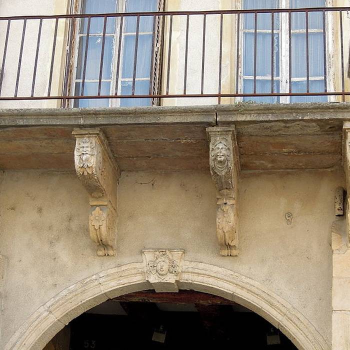Photo de Maisons, Place Saint-Louis à Metz
