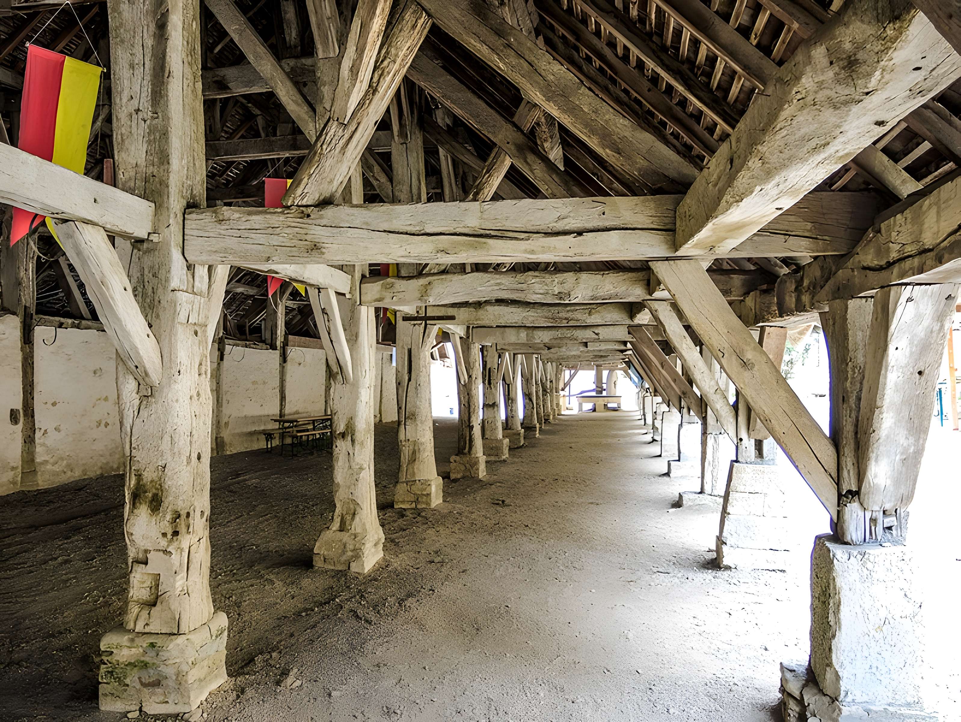 Halles et son moulin à huile de Belvoir