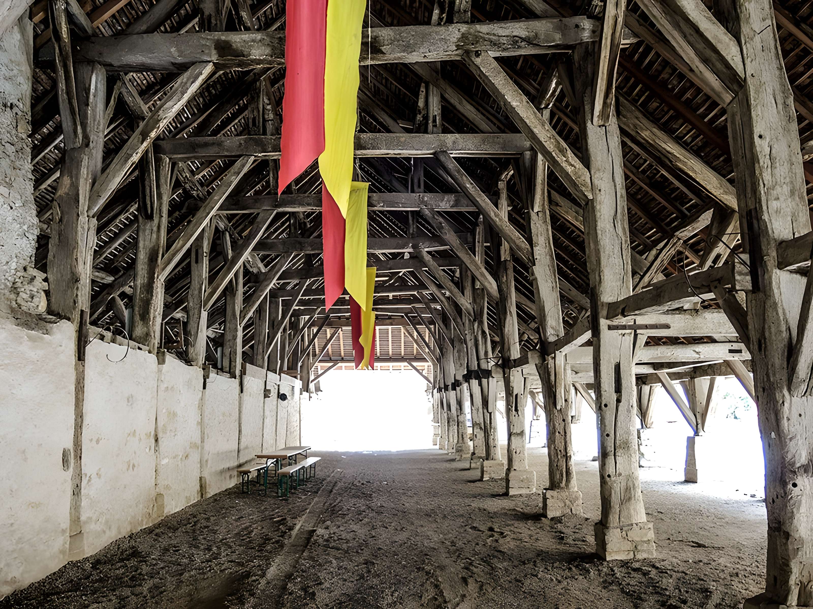 Halles et son moulin à huile de Belvoir
