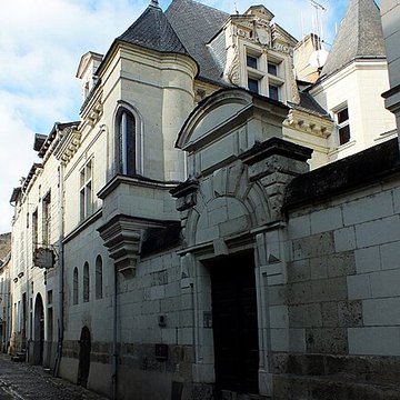 Maîtrise des eaux et forêts à Chinon