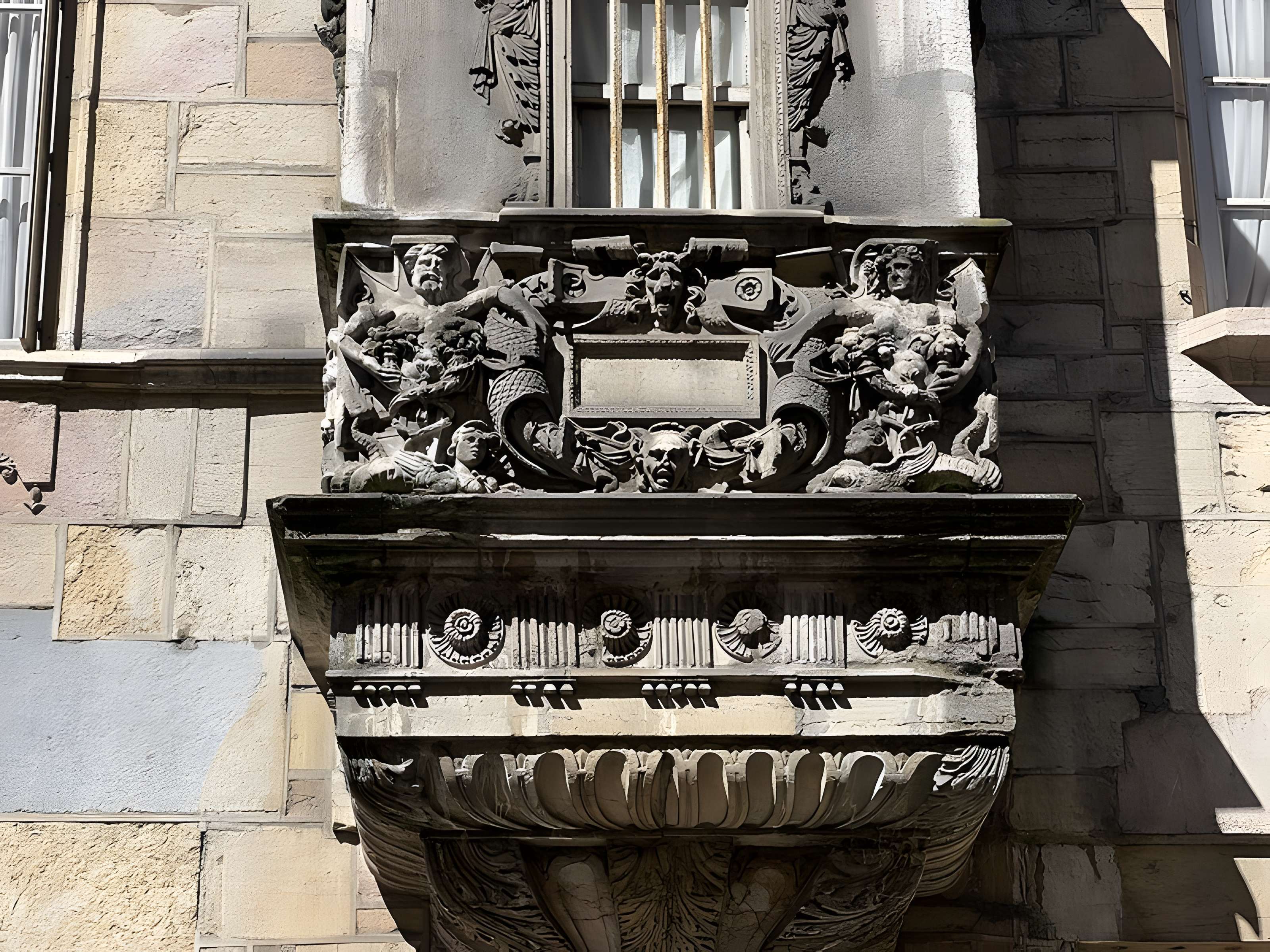 Hôtel Bénigne Le Compasseur à Dijon