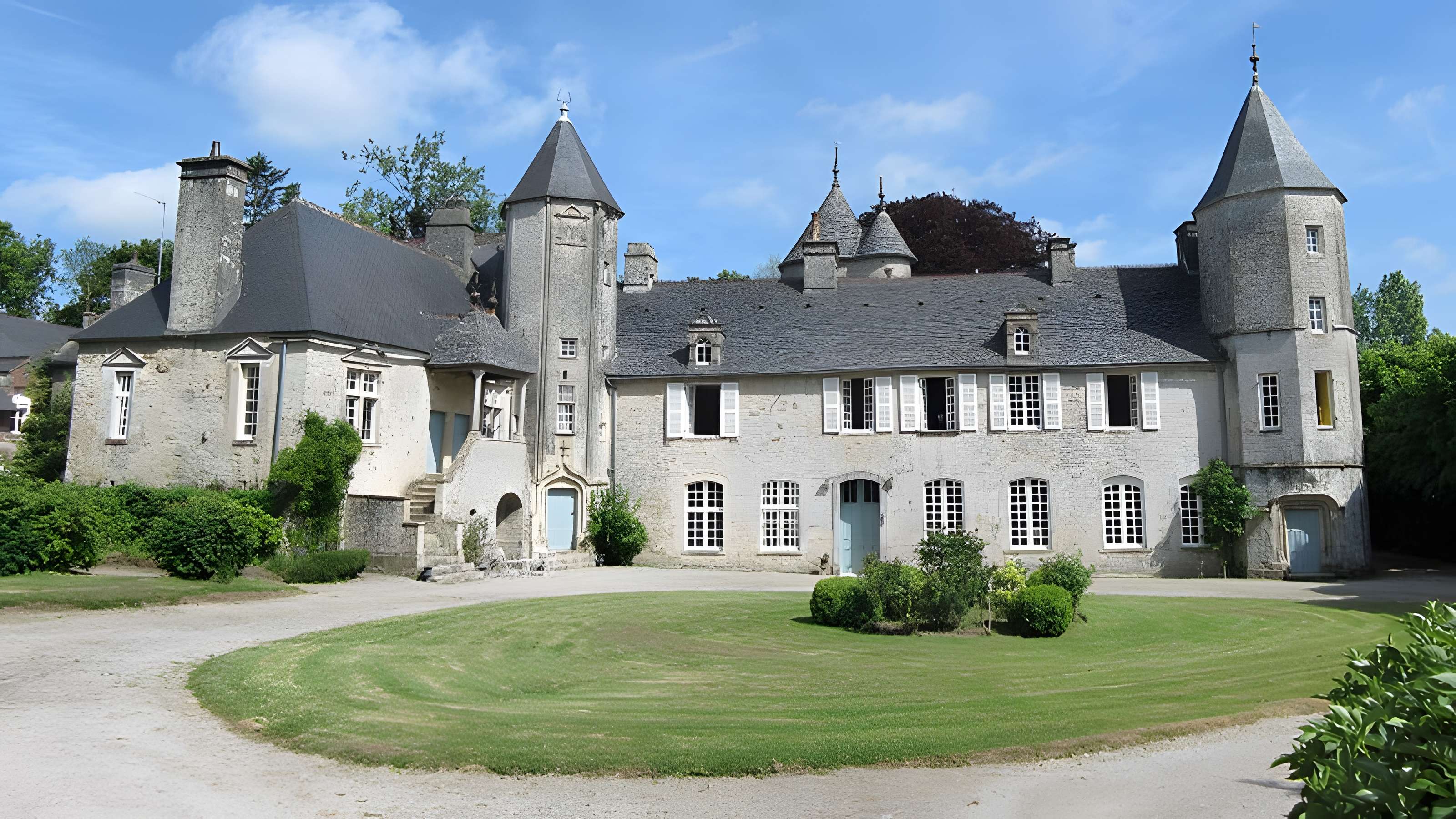 Manoir de la Cour à Flottemanville 