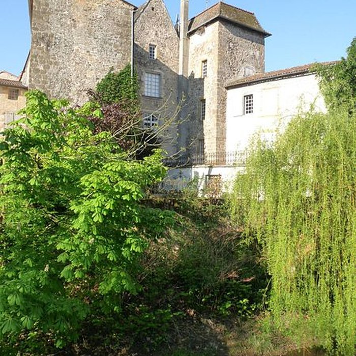 Photo de Manoir des Comtes à Confolens