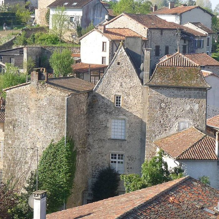 Photo de Manoir des Comtes à Confolens