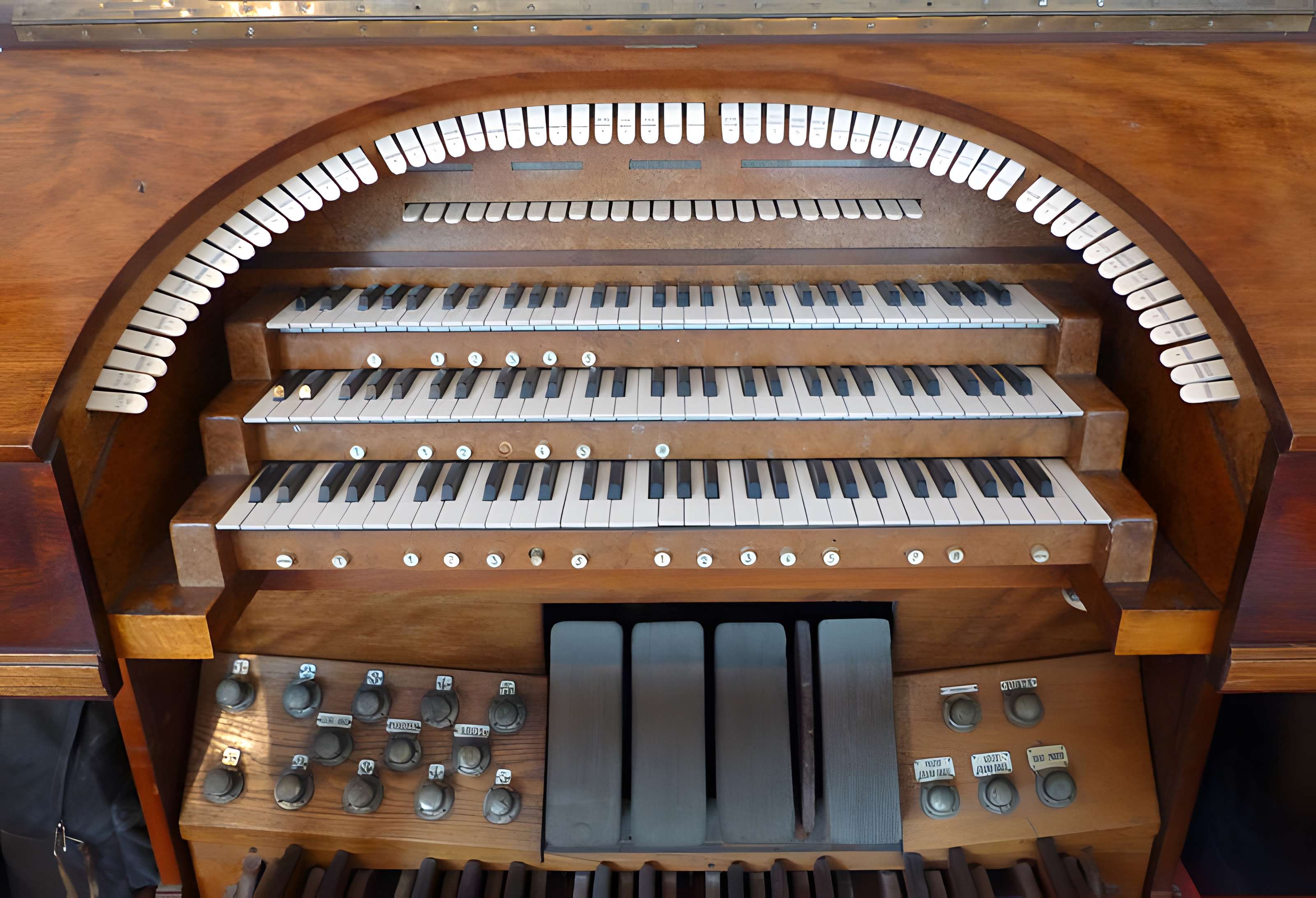 Manufacture vosgienne de grandes orgues à Rambervillers