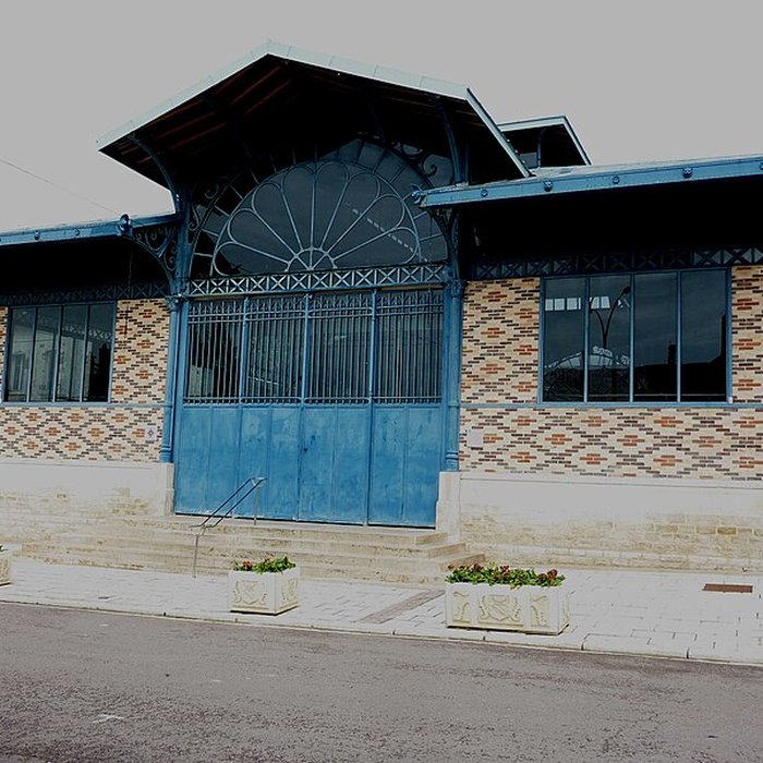 Photo de Marché couvert dAix-en-Othe