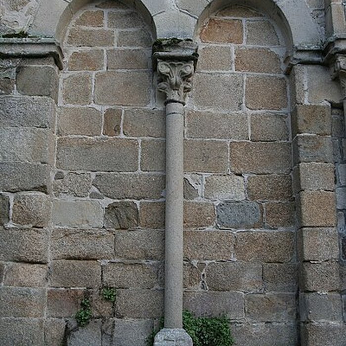 Photo de Ruines de lancien prieuré royal de Saint-Magloire