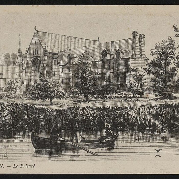 Photo de Ruines de lancien prieuré royal de Saint-Magloire