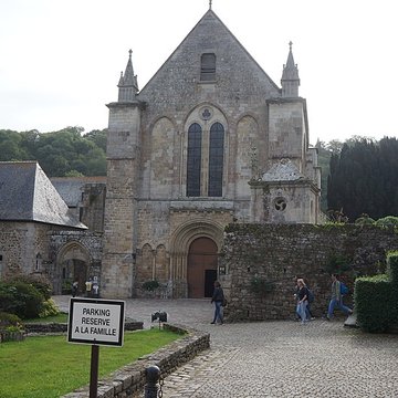 Ruines de lancien prieuré royal de Saint-Magloire