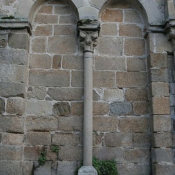 Ruines de lancien prieuré royal de Saint-Magloire