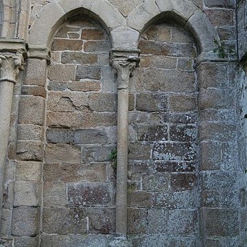 Ruines de lancien prieuré royal de Saint-Magloire