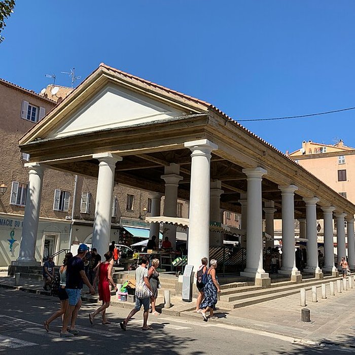 Photo de Marché couvert de LÎle-Rousse