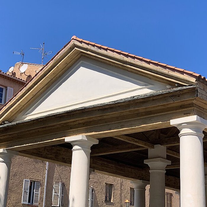 Photo de Marché couvert de LÎle-Rousse