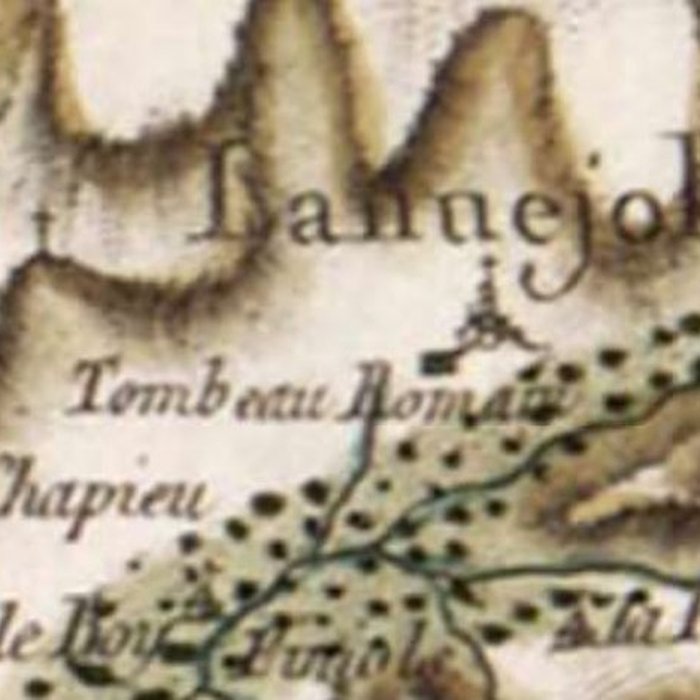 Photo de Mausolée de Lanuéjols