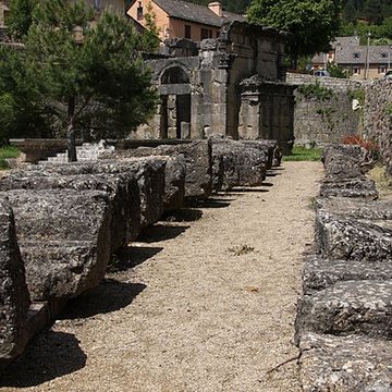 Mausolée de Lanuéjols