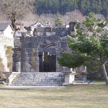 Mausolée de Lanuéjols