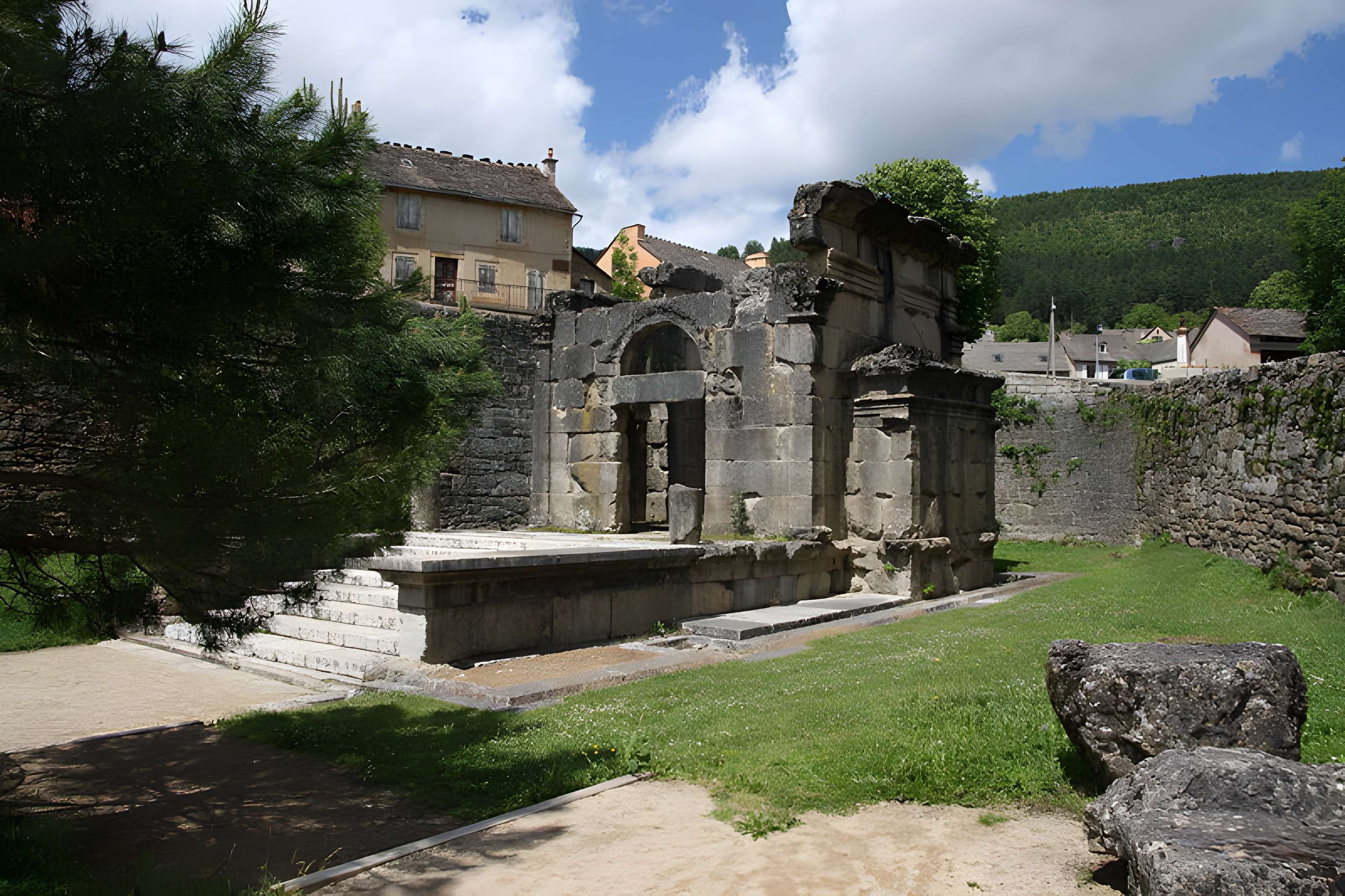 Mausolée de Lanuéjols