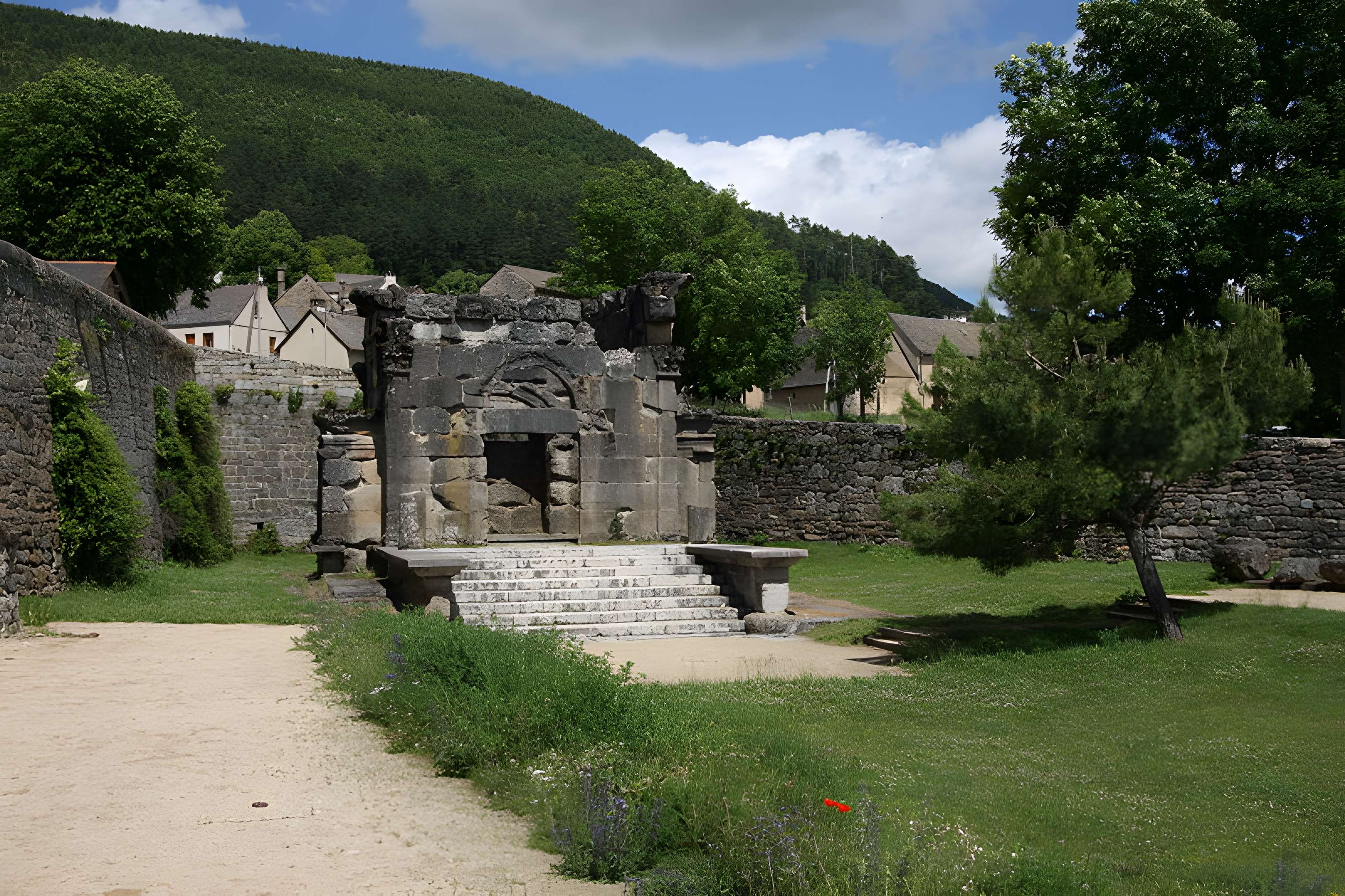 Mausolée de Lanuéjols