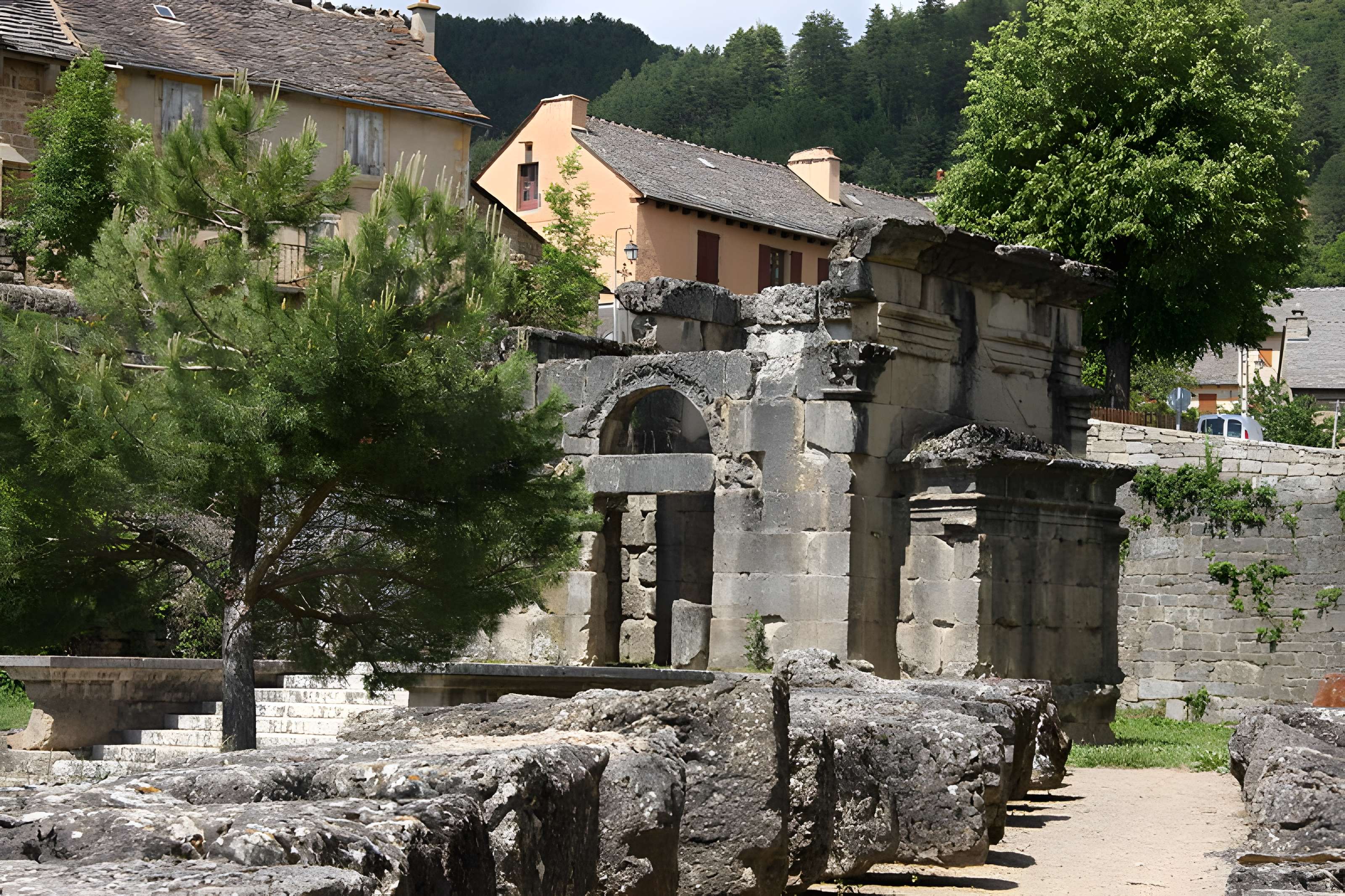 Mausolée de Lanuéjols