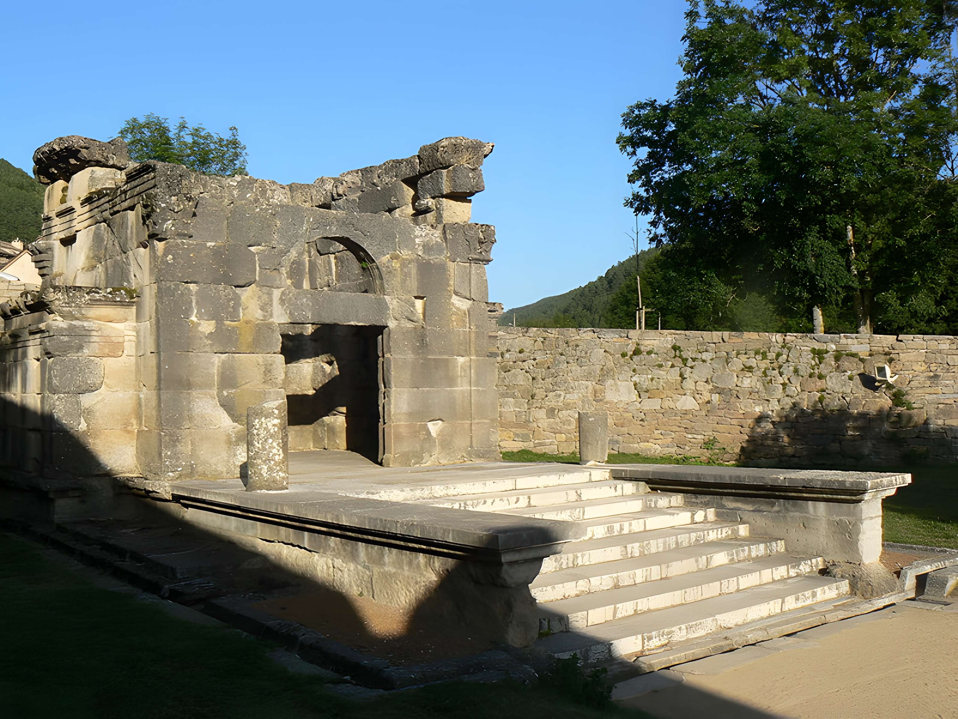 Mausolée de Lanuéjols