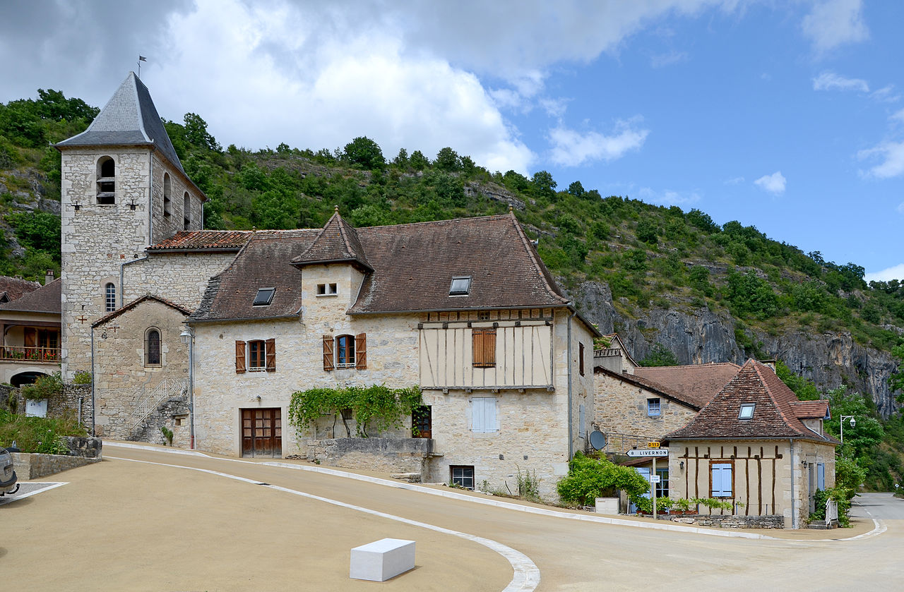 Menhir de Bélinac à Livernon