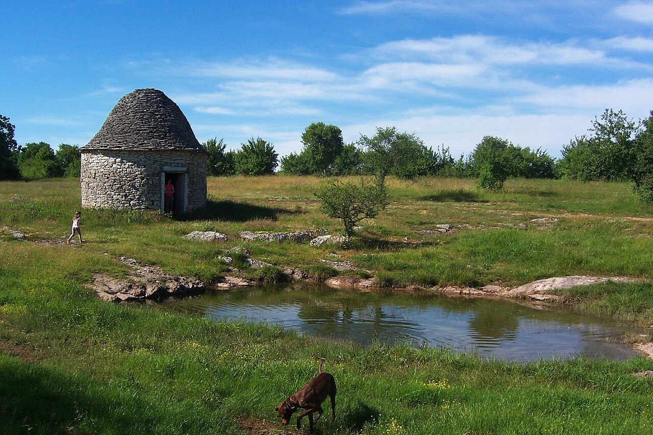 Menhir de Bélinac à Livernon