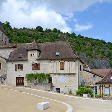 Menhir de Bélinac à Livernon