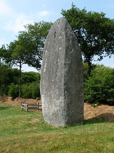 Photo de Menhir de Cailouan à Plésidy
