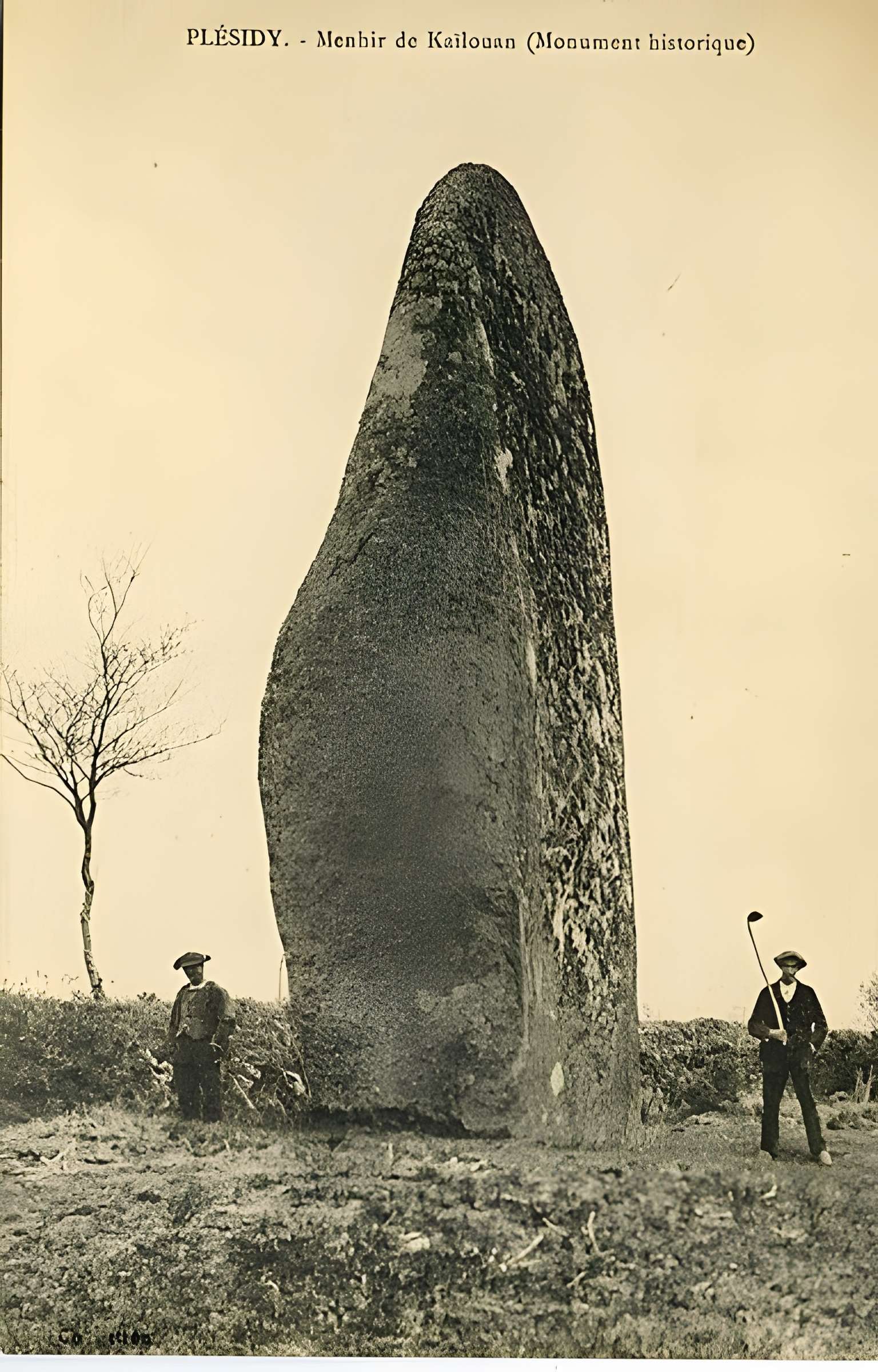 Menhir de Caëlonan, ou Caillouan