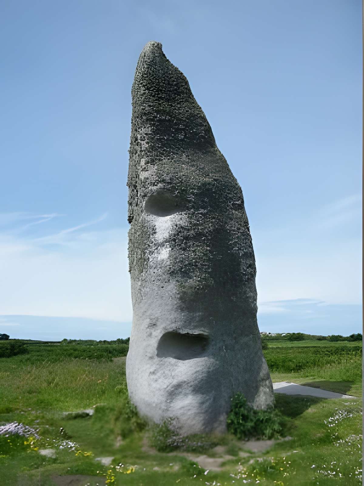 Menhir de Cam Louis à Plouescat 
