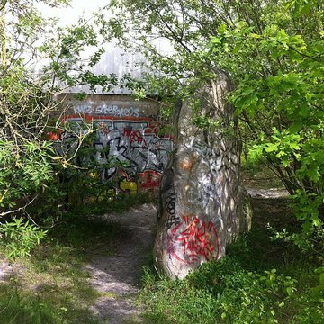 Menhir de Chantecoq ou Mère-aux-Cailles