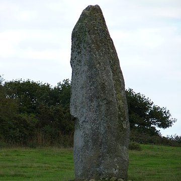 menhir de goresto a canihuel