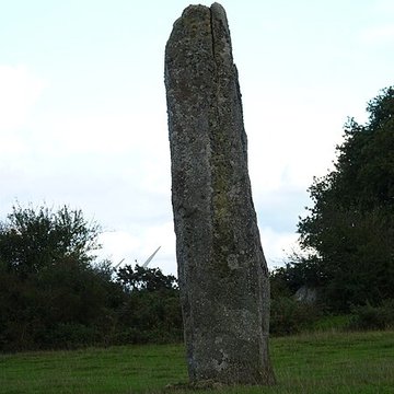 Menhir de Goresto à Canihuel