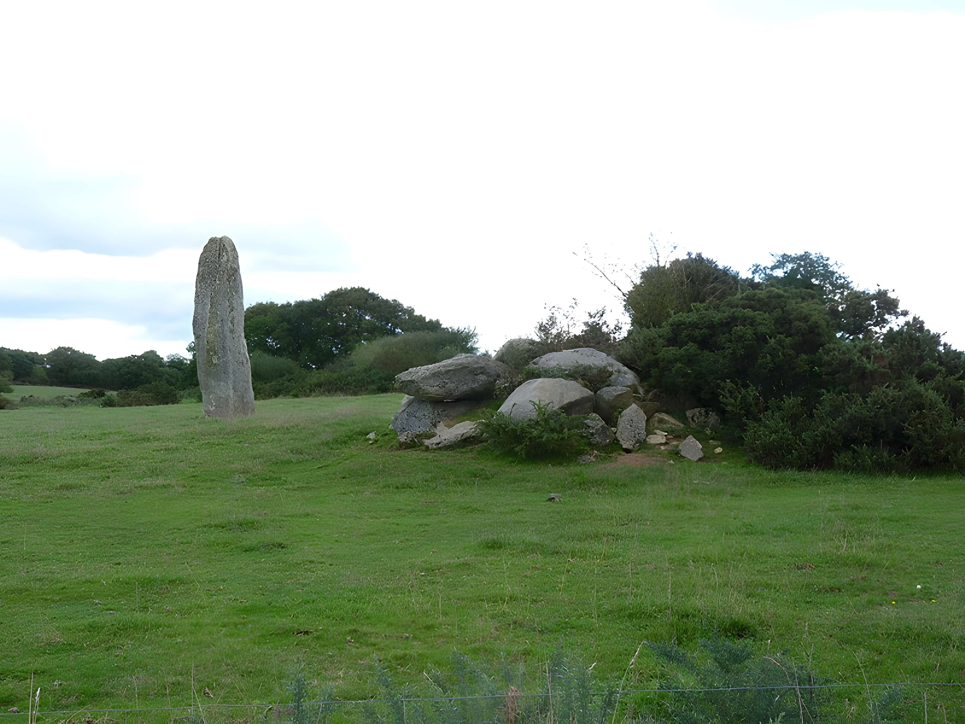 Menhir de Goresto à Canihuel