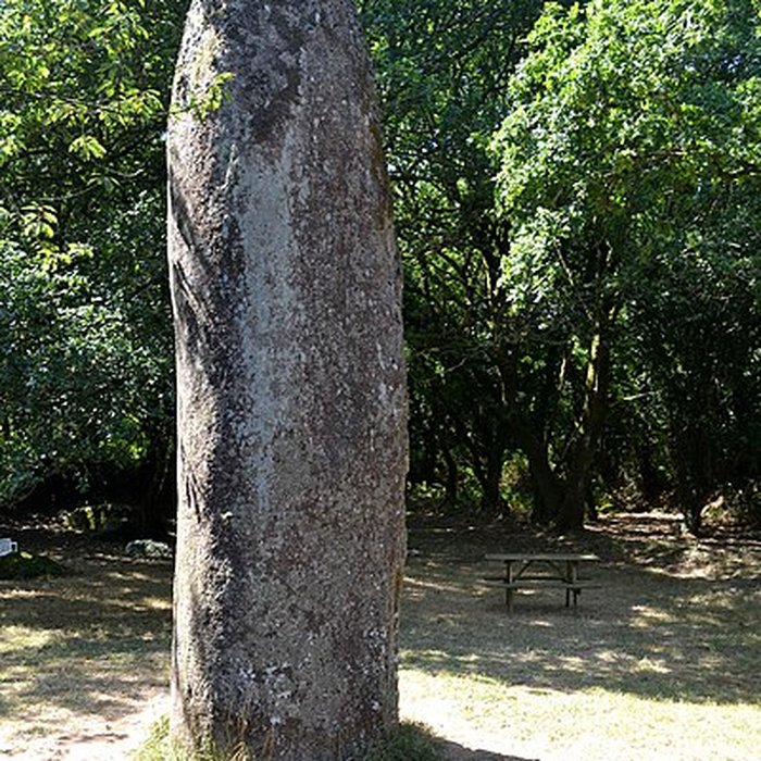 Photo de Menhir de Kerampeulven à Berrien