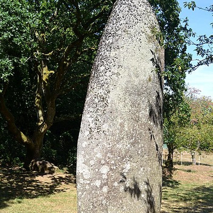 Photo de Menhir de Kerampeulven à Berrien