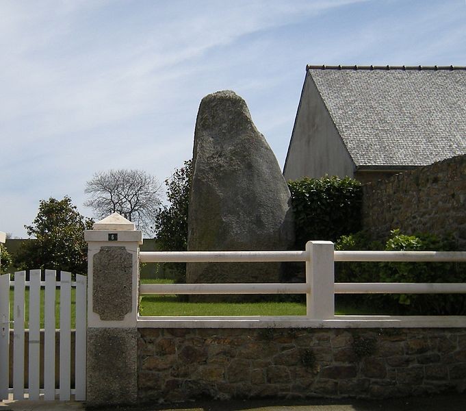 Photo de Menhir de Kerbelven à Penvénan